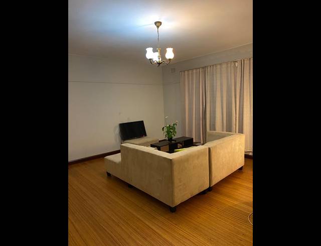 2 BEDROOM FLAT TO LET IN BULWER